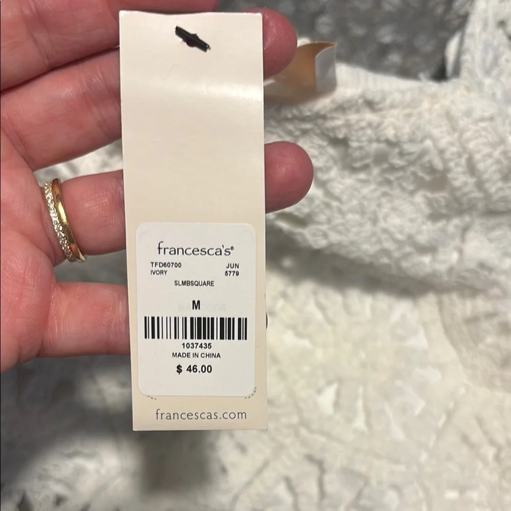 💕NWT! Chic White Crochet Tank Top - Picture 2 of 5